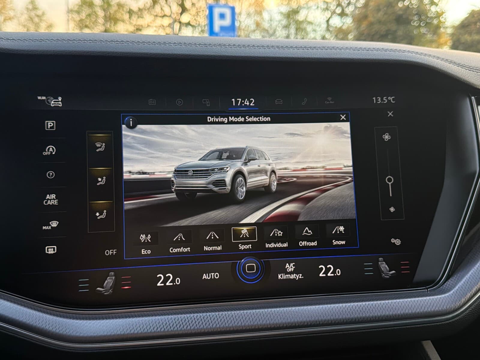 Volkswagen Touareg