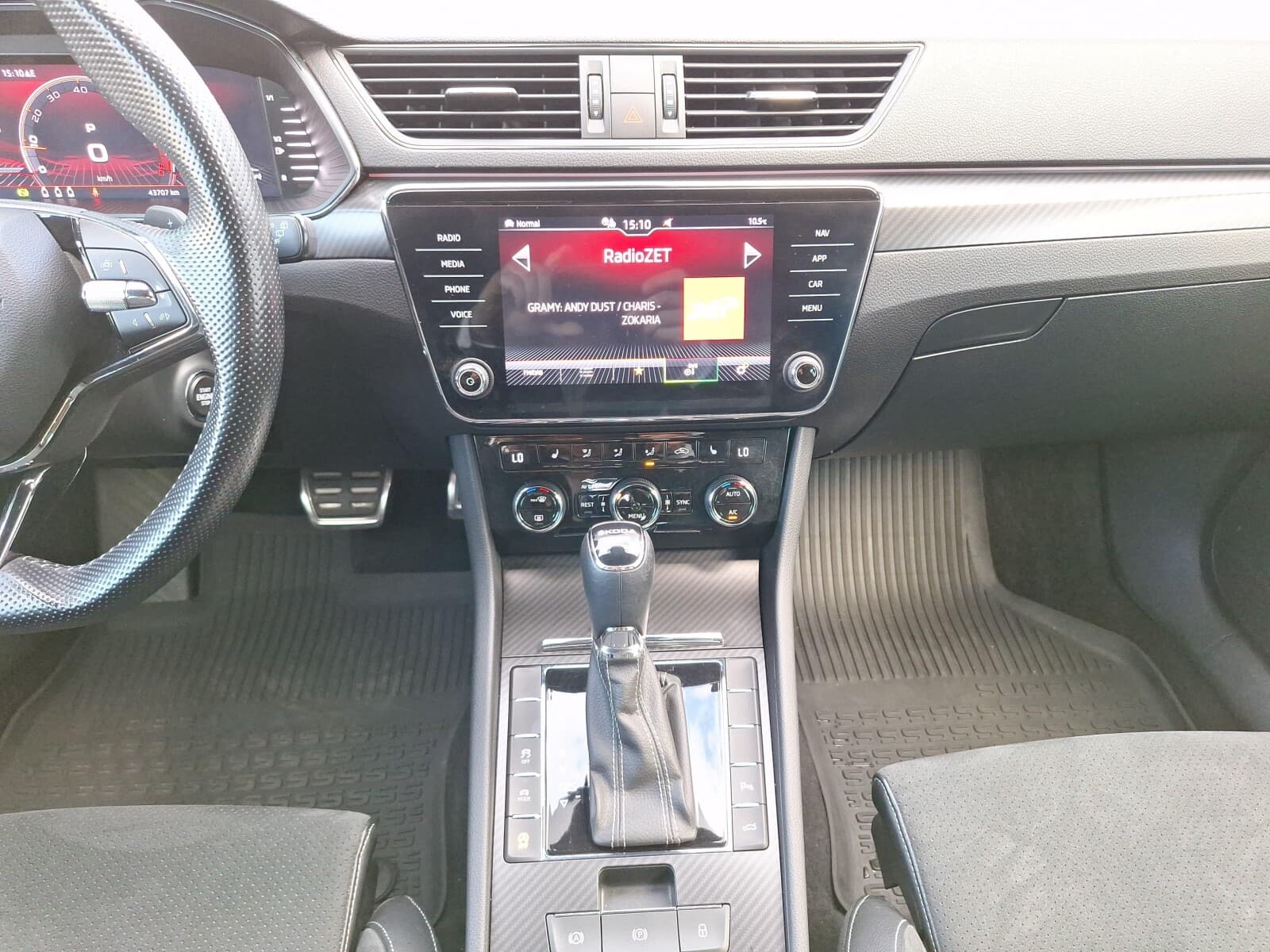 Škoda Superb Combi