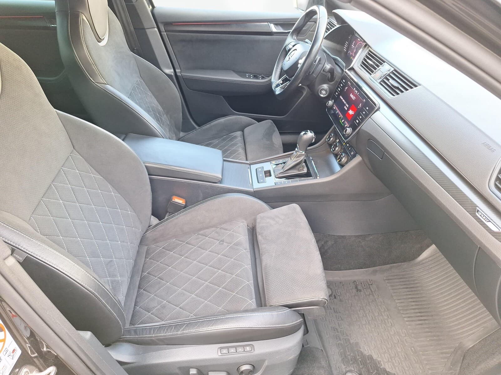 Škoda Superb Combi
