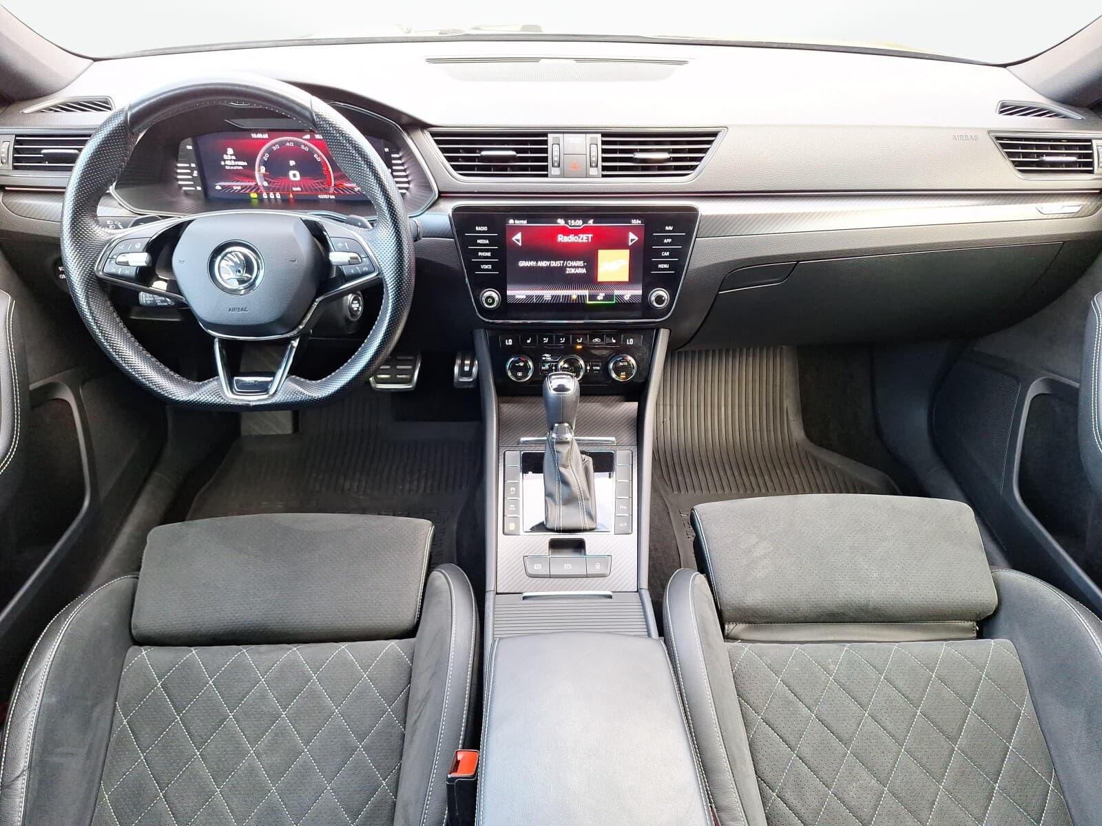 Škoda Superb Combi