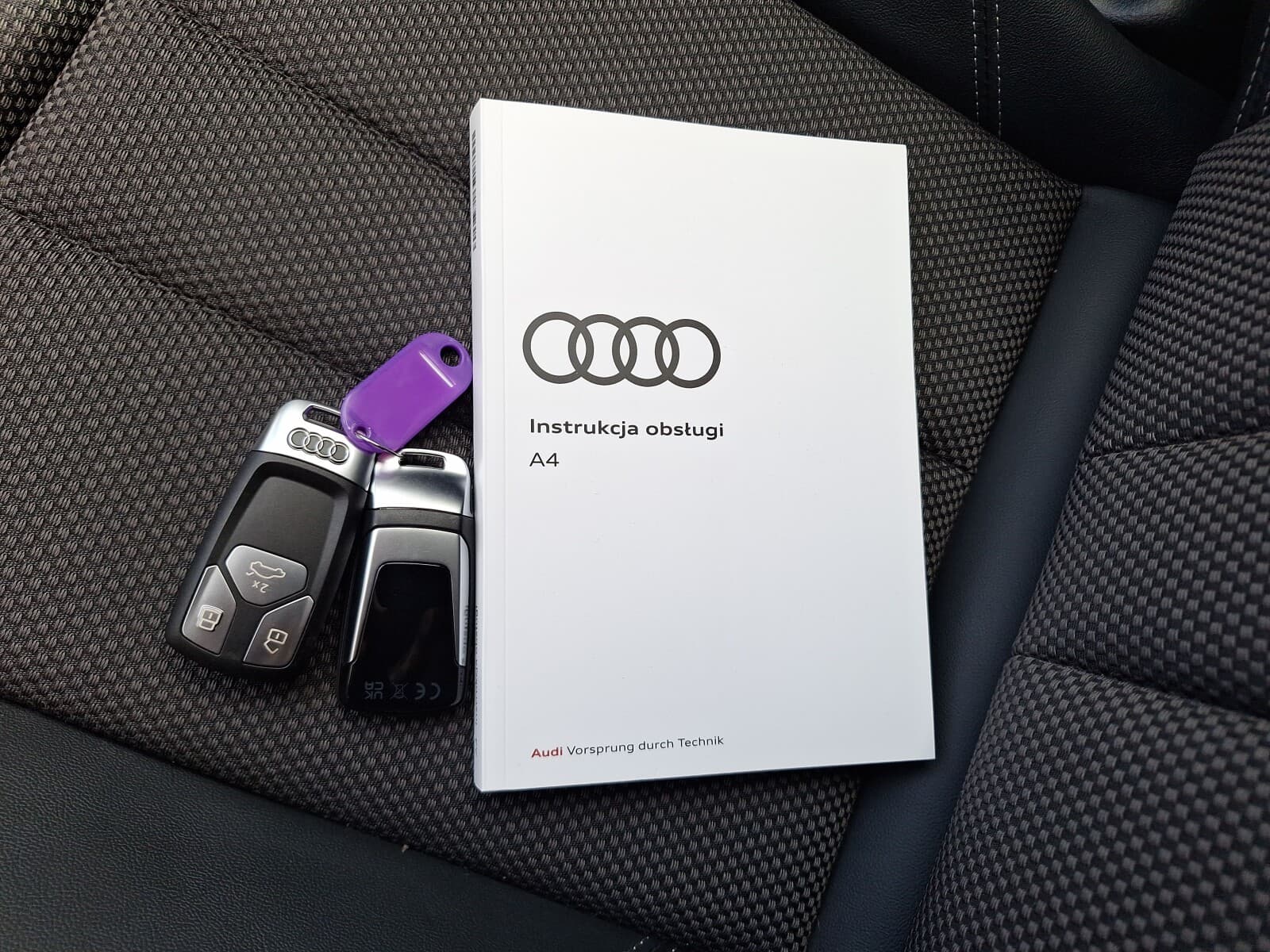 Audi A4 Limousine