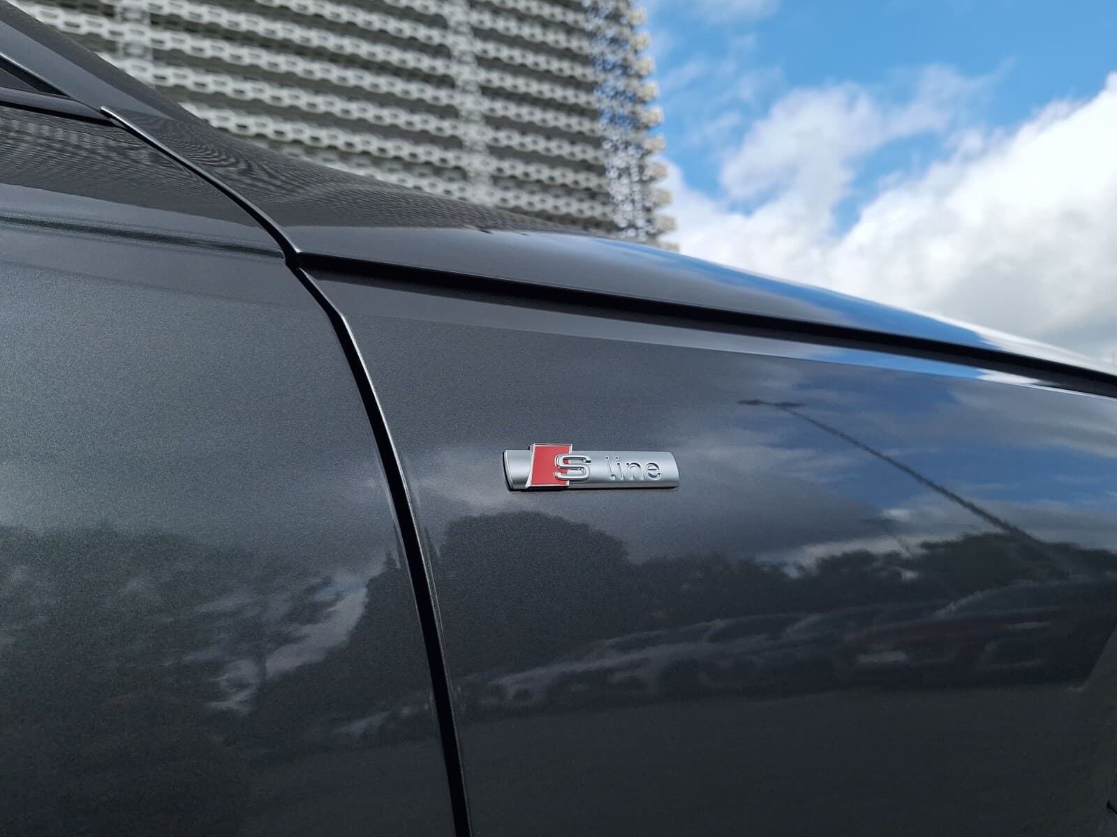 Audi A4 Limousine