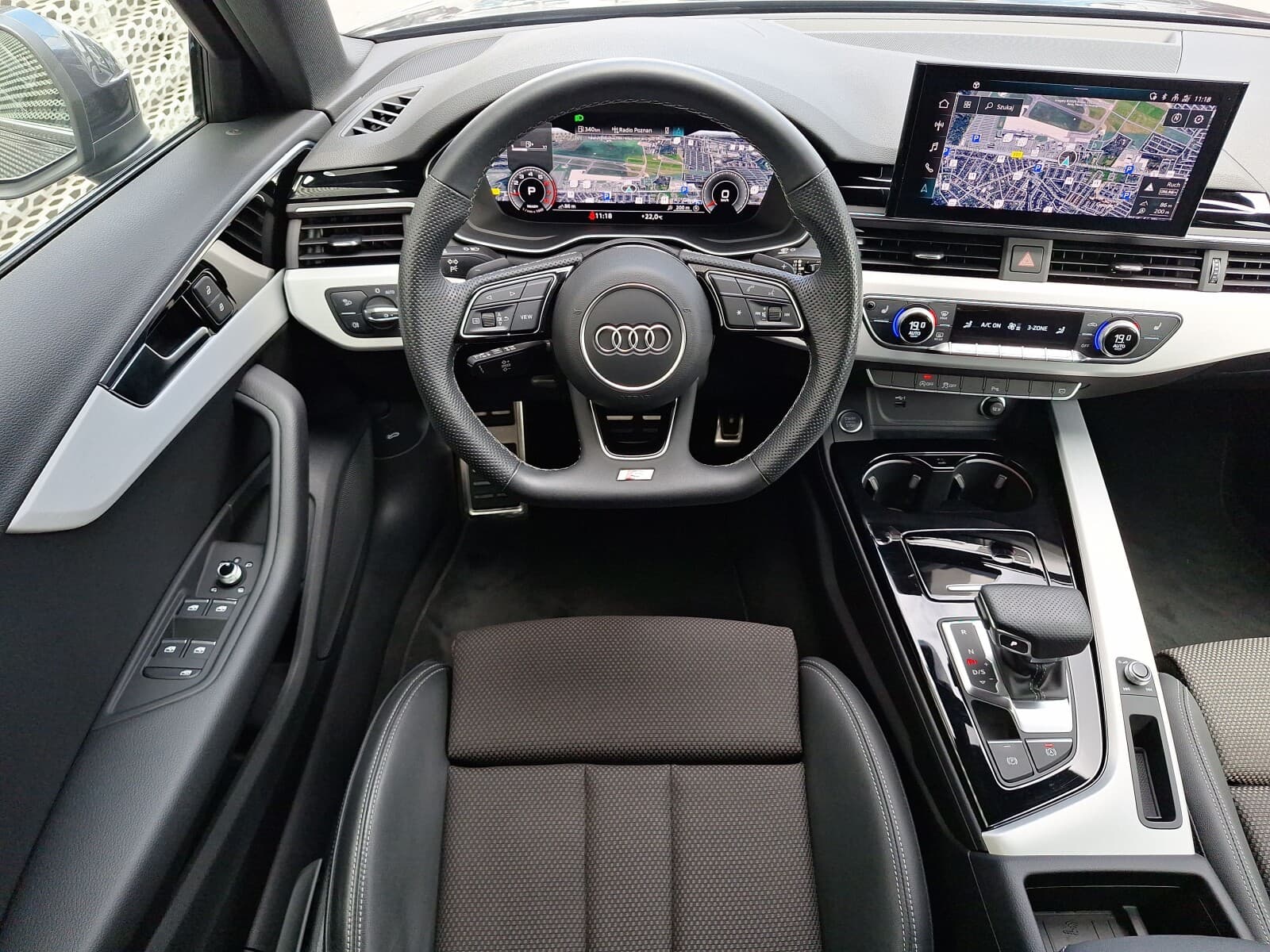 Audi A4 Limousine